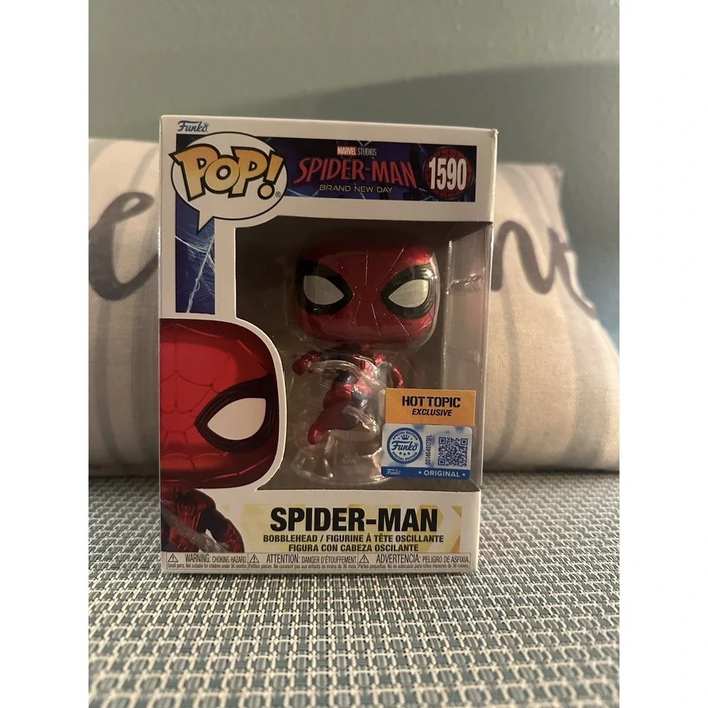 Funko Pop! Marvel Spider-Man Brand New Day #1590 Hot Topic Exclusive